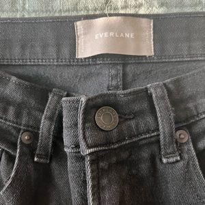 Everlane cropped black/dark grey jeans size 29